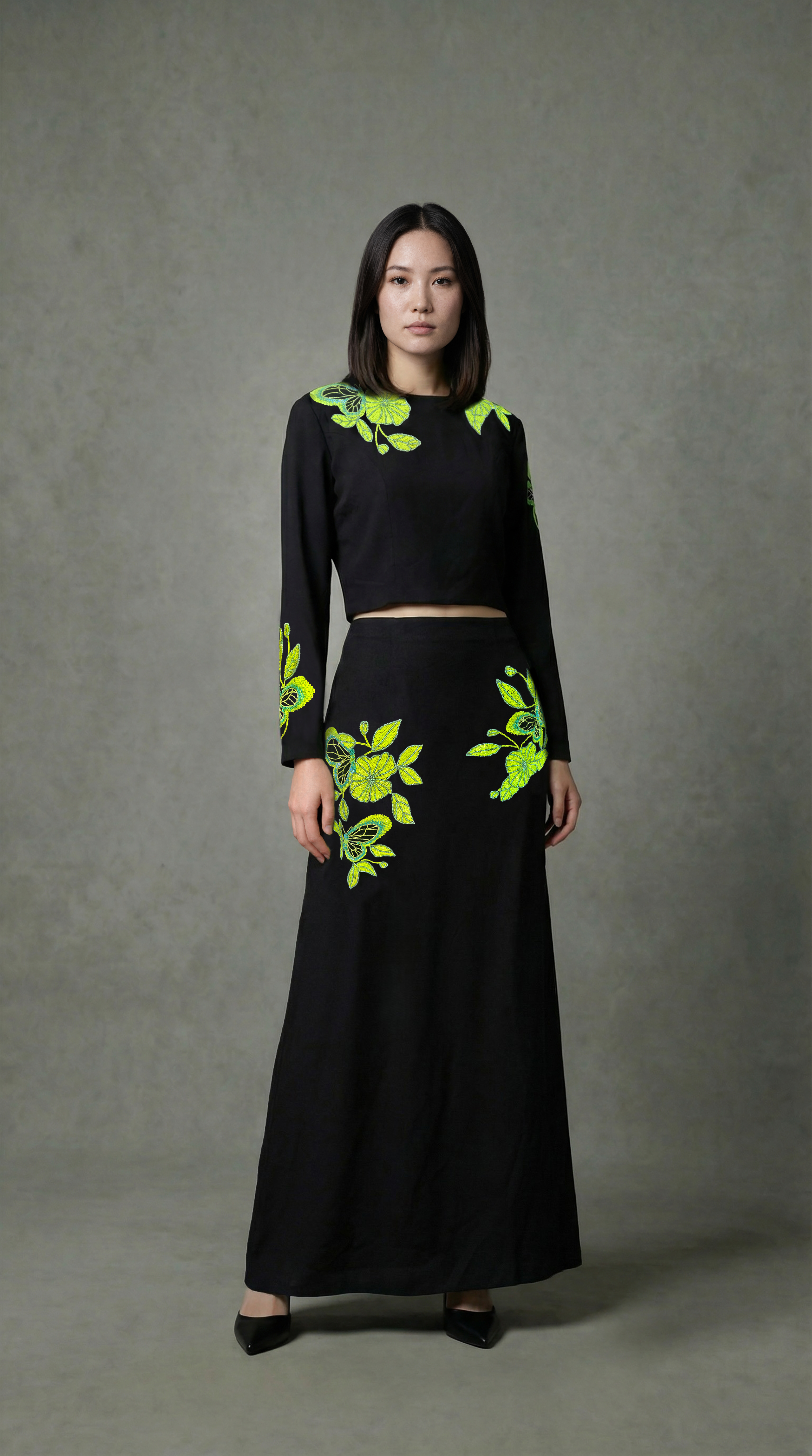 Skirt with butterfly embroidery