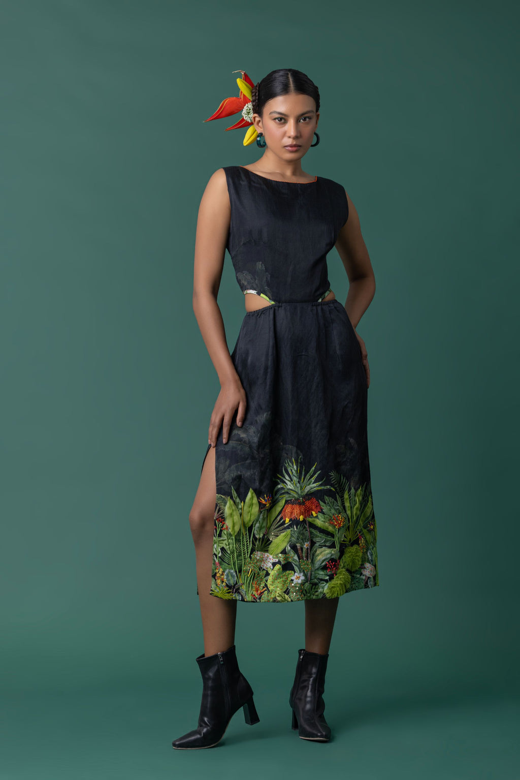 Embroidered midi dress