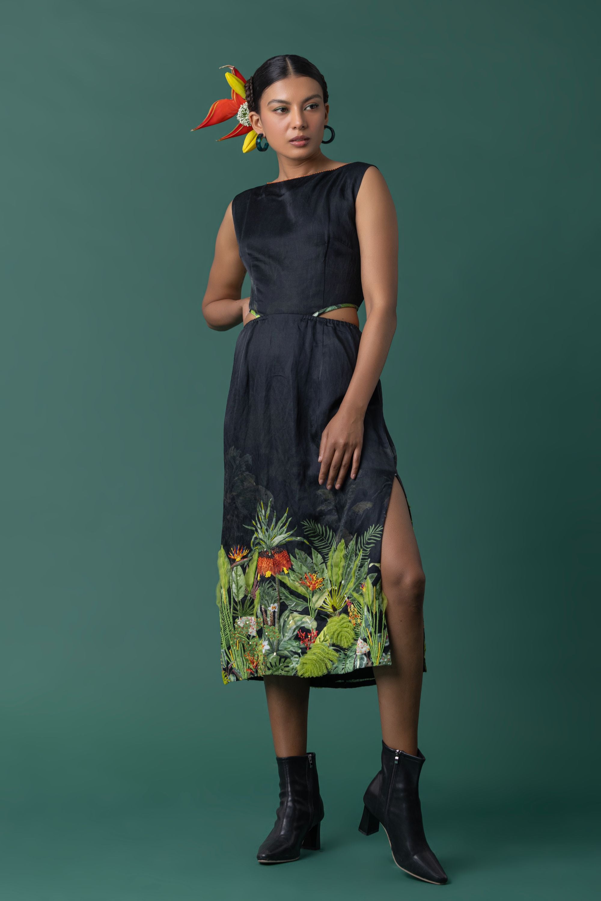 Embroidered midi dress